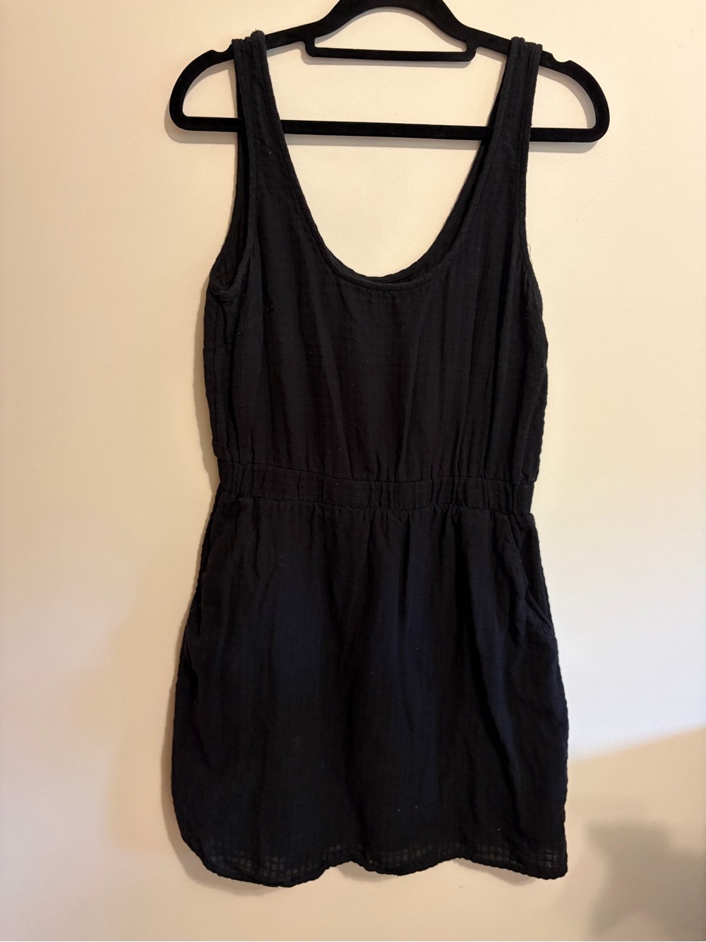 ASOS- size 6 black sleeveless tank-style dress